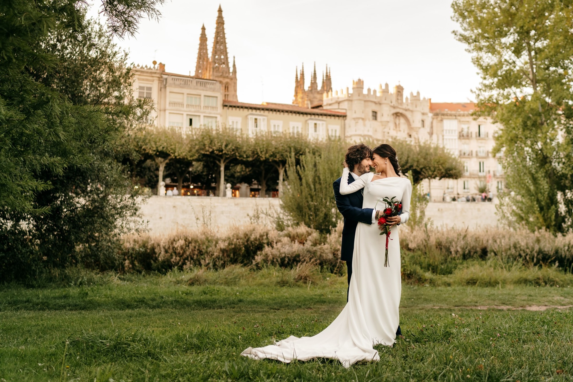 Fotografos-boda-Burgos-fotografia-fotos_de_novios-san_gil-hotel_silken-097