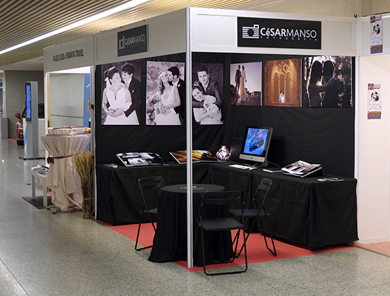 César Manso Fotógrafo: Fotógrafos de boda en Burgos - stand_césar_manso_fotógrafo.jpg